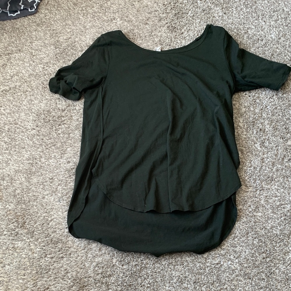 Under Armour Forest Green Women's Short Sleeve Top